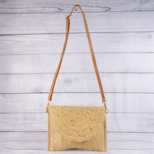 Load image into Gallery viewer, Straw Woven Gold Accents Clutch Bag