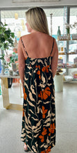 Load image into Gallery viewer, Capri Hibiscus Maxi Dress