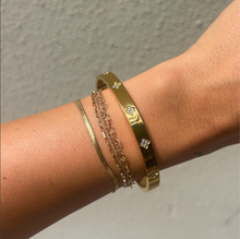 Load image into Gallery viewer, Flora Gold Bangle