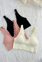 Load image into Gallery viewer, Seamless Lace Trim Bralette
