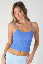 Load image into Gallery viewer, Floral Lace Textured Cami
