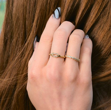 Load image into Gallery viewer, Evie Gold Circle Gem Ring
