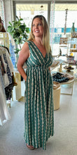 Load image into Gallery viewer, Rayna Emerald Green Maxi Dress
